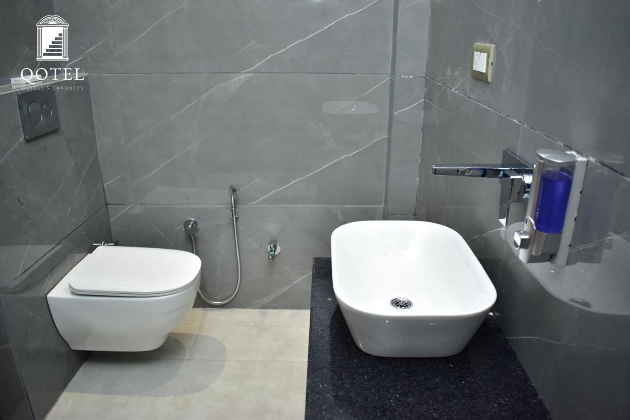 Qotel Hotel Signature Bnb-Ashok Vihar Nowe Delhi Zewnętrze zdjęcie